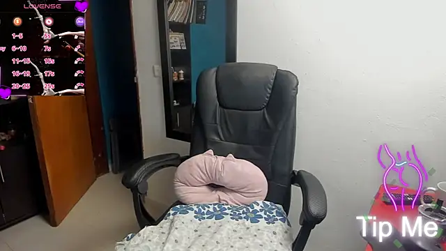 Chat +18 de peanut_tangerine ao vivo