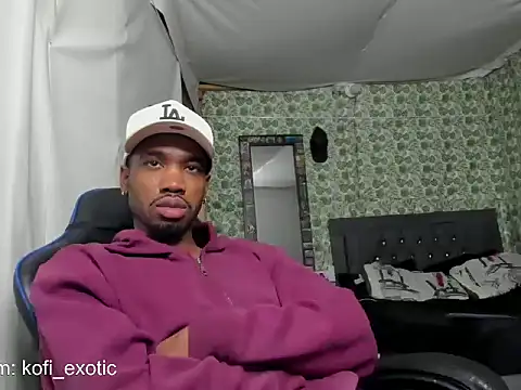 Kofi_exotic_2 webcam show