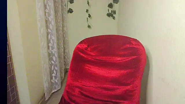 Chatroom XXX en direct de Madhubala01