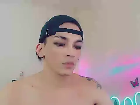 Вебкам-шоу kimkardasha98