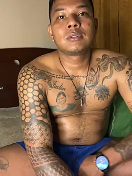 Saipuer31 élő XXX-chatje