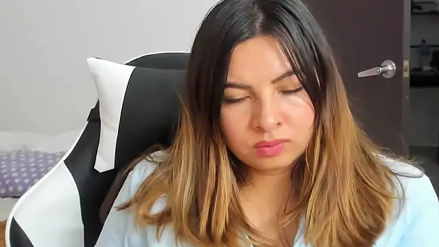 แชท XXX สดของ __Emma__11__Lecat_