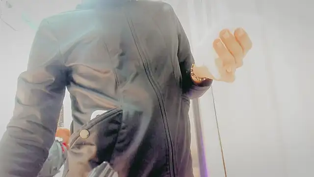 Top_and_bottom's Webcam Show