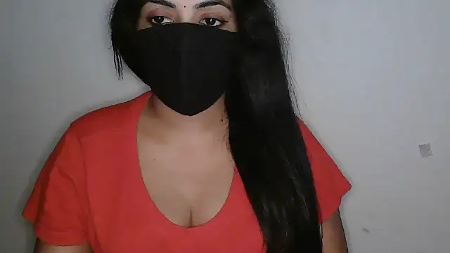 Reddy_Trishan Webbikameraesitys