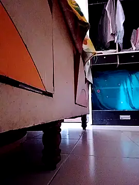 kalliJ 在線直播表演