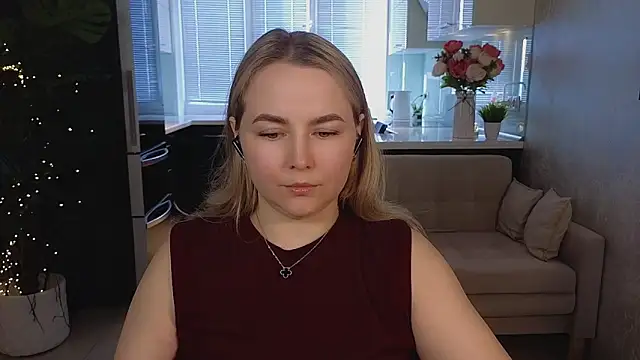 Mira_Mermayd's Live XXX Chat