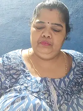 tamilthanushri's Live XXX Chat