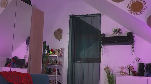 Amaliamour's Live XXX Chat