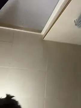 andrerios28g07: διαδικτυακό σόου στην κάμερα