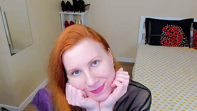 FoxySophia Chat XXX in diretta