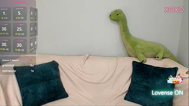 MilliStrii 现场XXX聊天