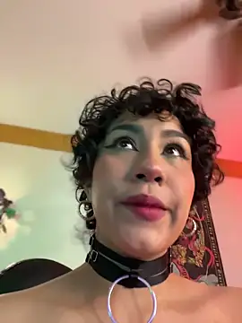 دردشة ZahaRoseee الجنسية المباشرة