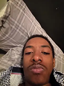 hormoneactivated: вебкам-шоу