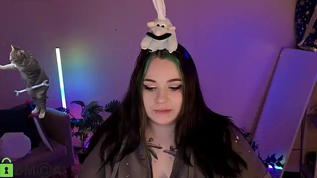 Mia_R0ss Adlı Modelin Canlı XXX Sohbeti