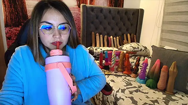 sofia23dirty 现场XXX聊天