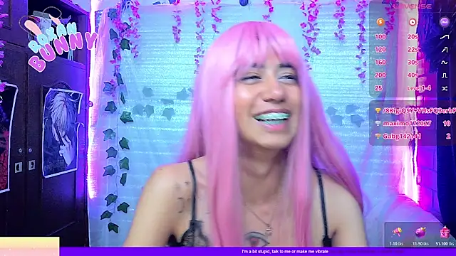 Roxanbunny1 现场XXX聊天