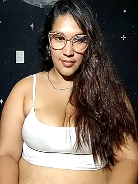 Chat +18 de Ivy_horse_ ao vivo