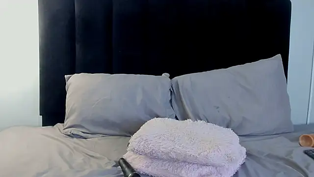 XXX chat uživo modela Amaranoir-