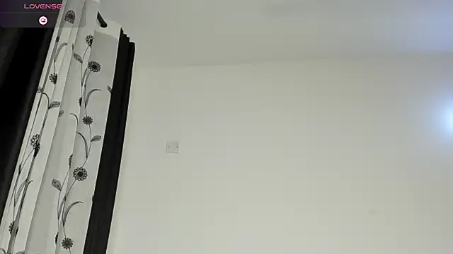 CREAMY_BUBBLEGUM webkamerás műsora