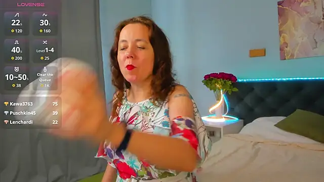 Kira_Adler Chat XXX in diretta