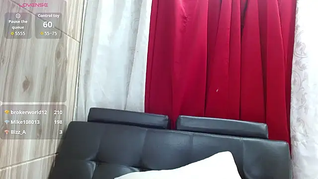 Czat XXX na żywo – Camil4_milf_1