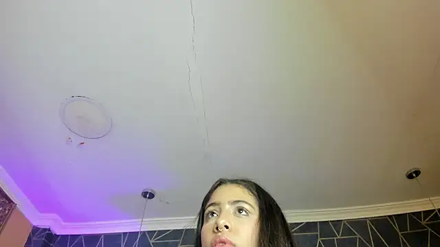 CloheBell Live XXX-chat