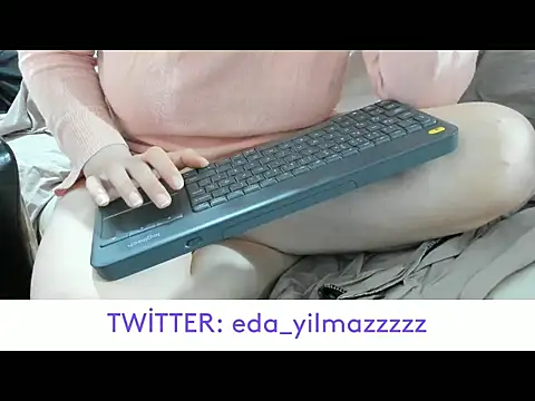 sexy_modelll Adlı Modelin Web Kamerası Şovu