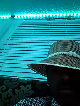 hormoneactivated's Webcam Show