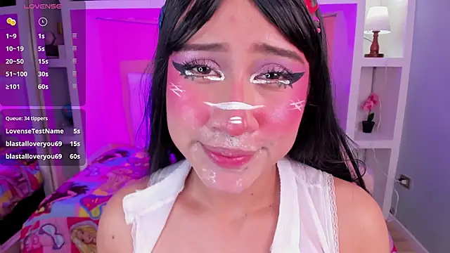 XXX chat uživo modela miss___megan