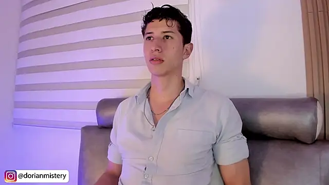 Dorianmistery2322_のライブXXXチャット