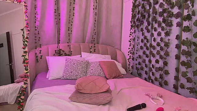 โชว์เว็บแคมของ Love_is_Lola