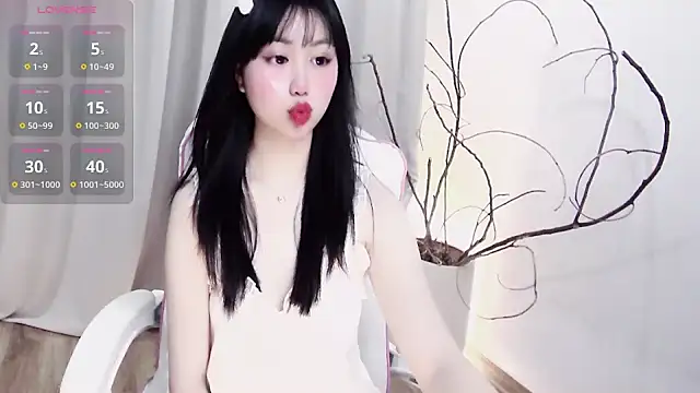 Sweet-Shuna's Live XXX Chat