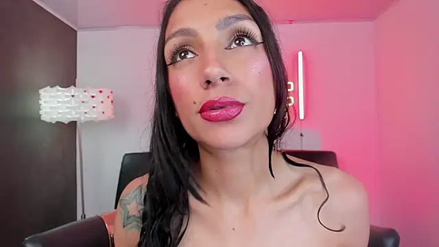 miss___evangeline Adlı Modelin Web Kamerası Şovu