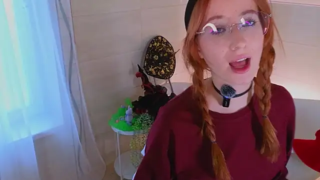 WICKEDEMBER's Live XXX Chat