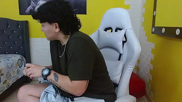 isabeautyx19's Live XXX Chat