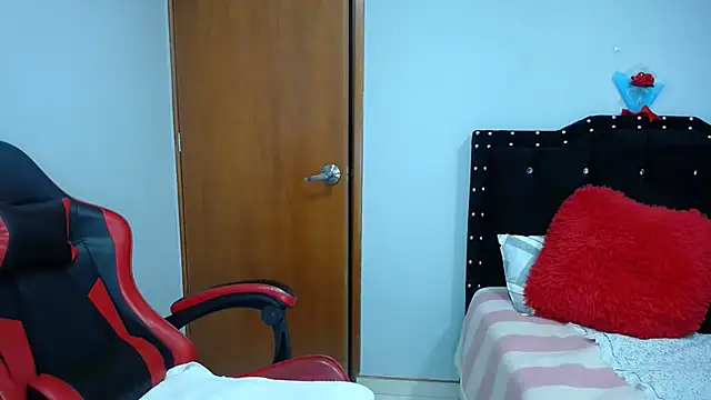 Ursulawhite69's Live XXX Chat