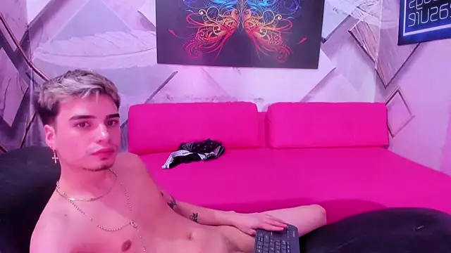 rhabena_boysex Adlı Modelin Canlı XXX Sohbeti