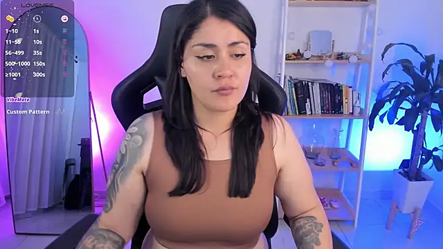 Czat XXX na żywo – karlie02_