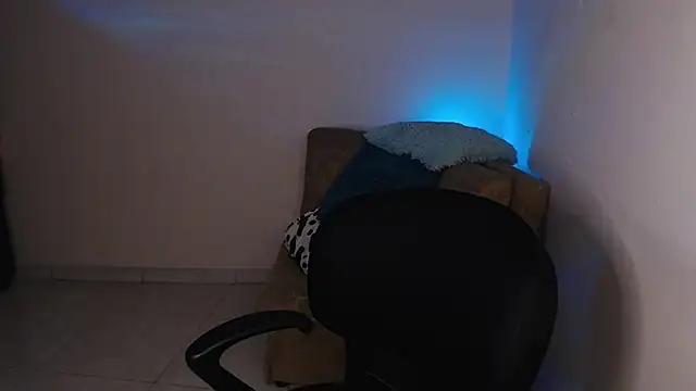 แชท XXX สดของ iam_emy