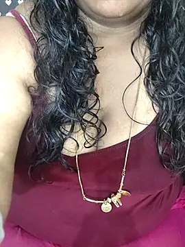 Czat XXX na żywo – Yoursriya25