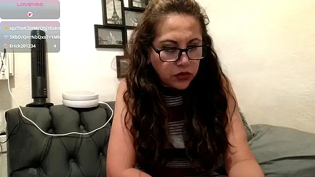 Chat XXX en directo de MirandaLatinaLovely