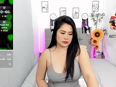 แชท XXX สดของ Ccinamonjazz