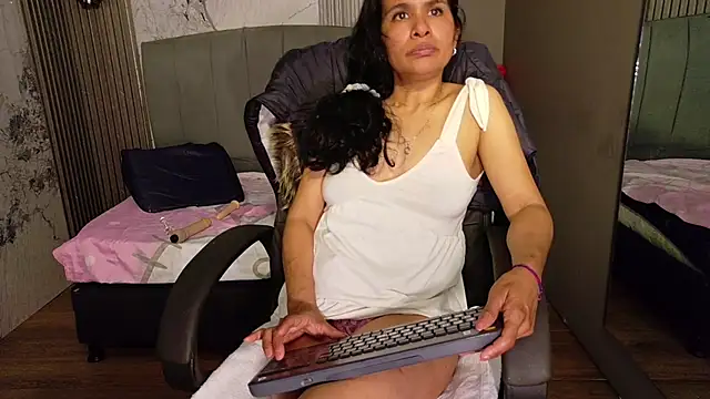 Czat XXX na żywo – Vanessa_7_