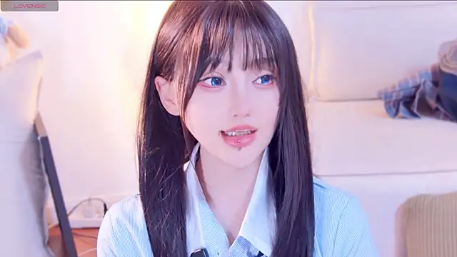 Yr_kitten_333 在線直播表演