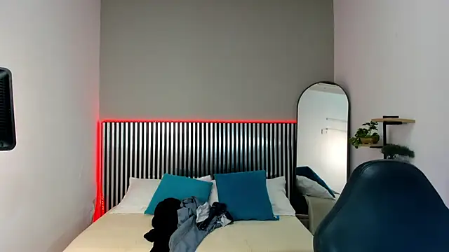 Maddie_Rouss Chat XXX in diretta