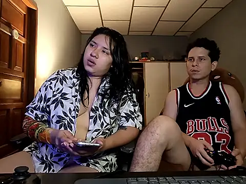 DanelyLopez élő XXX-chatje