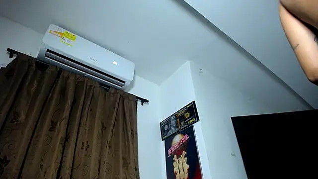 Junaiker_roa1 Webcam show