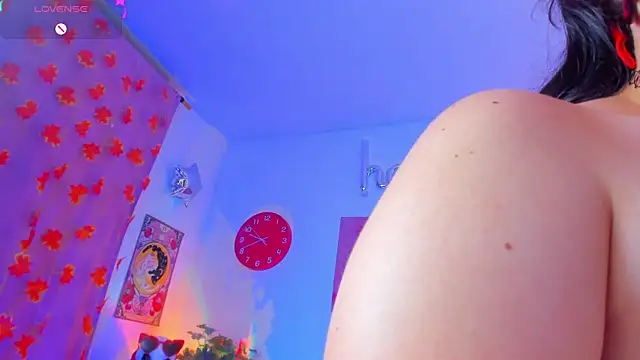 naharasoller's Live XXX Chat