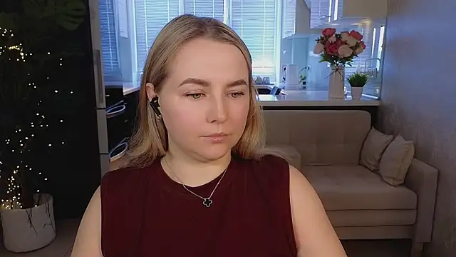 Mira_Mermayd's Live XXX Chat