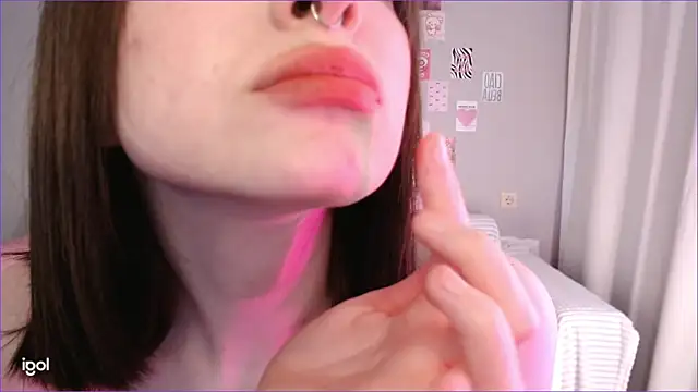 Chat XXX en directo de Lexi_Bottom